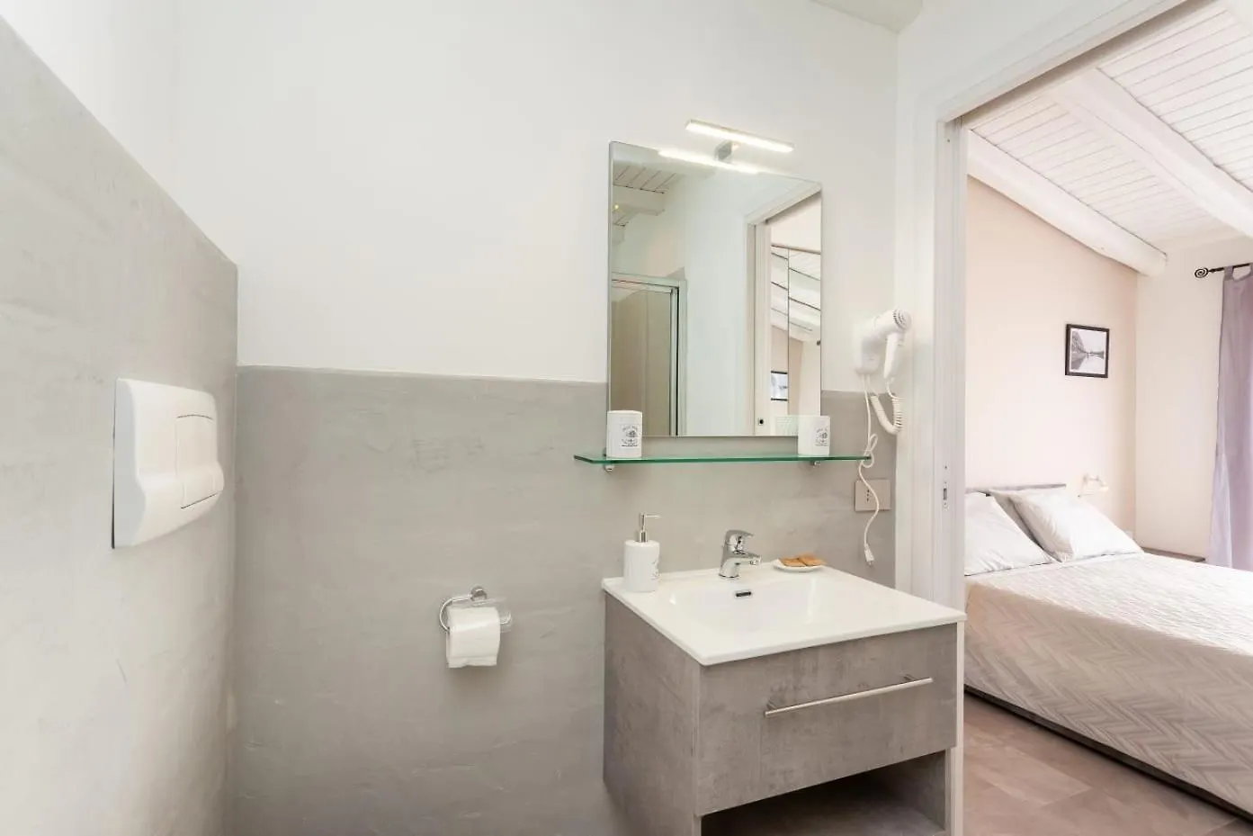 Lu Lioni B&B Il Glicine לינה וארוחת בוקר