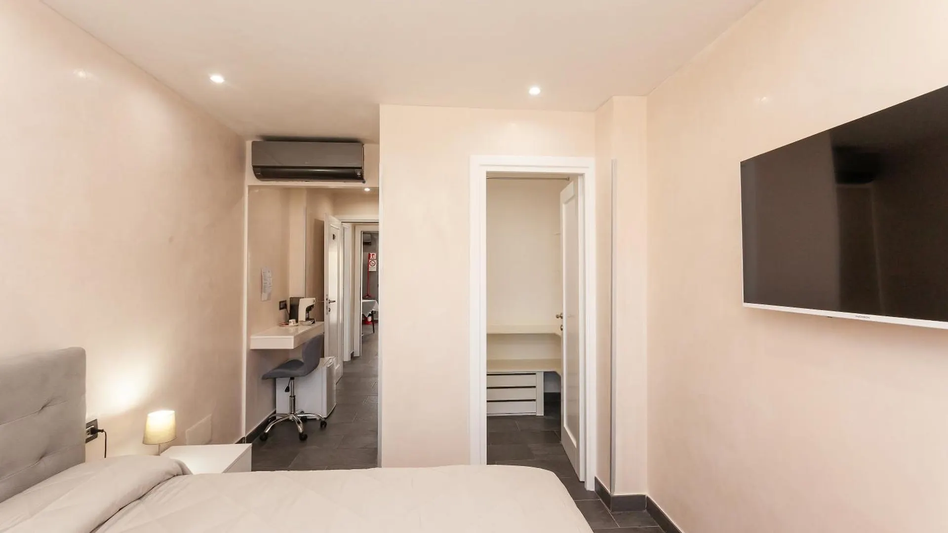 לינה וארוחת בוקר Lu Lioni B&B Il Glicine איטליה